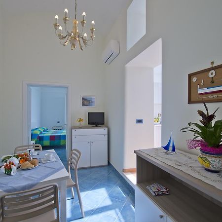 Blu Rose Apartment Amalfi Bagian luar foto