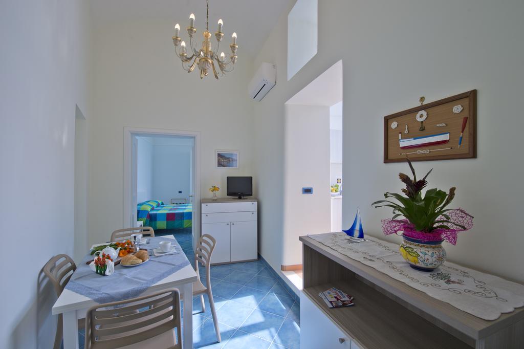 Blu Rose Apartment Amalfi Bagian luar foto